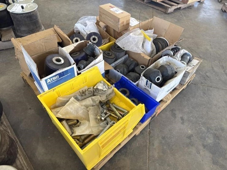 versa-spreader-trailer-suspension-and-bushing-image-3