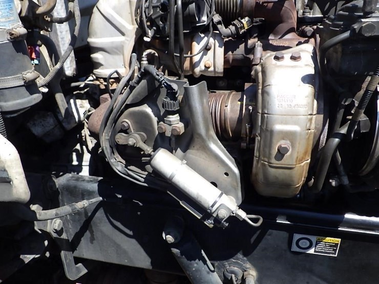 2012-peterbilt-386-image-39