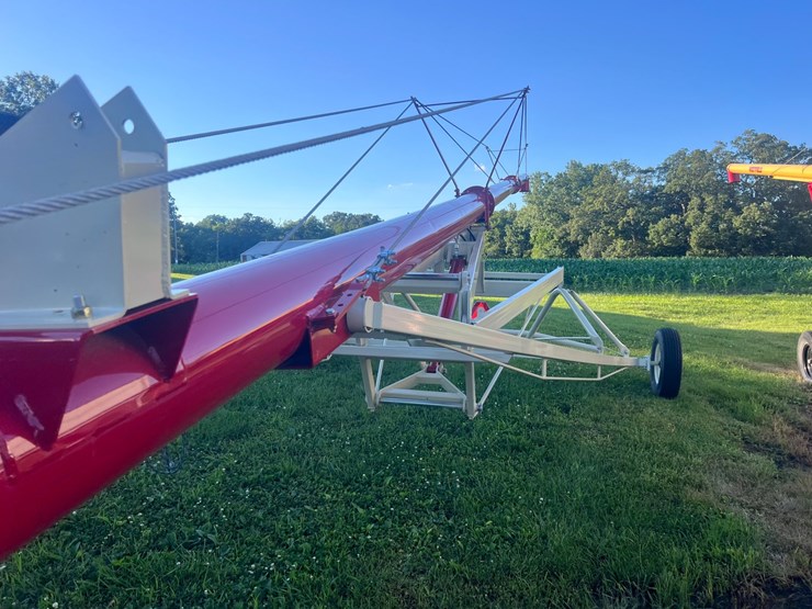 2018-buhler-farm-king-1070-image-7