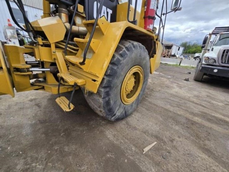 1996-caterpillar-d250e-image-16