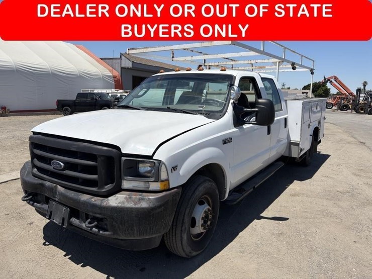 2004-ford-f350-xl-image-1