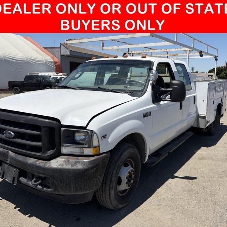 2004 FORD F350 XL