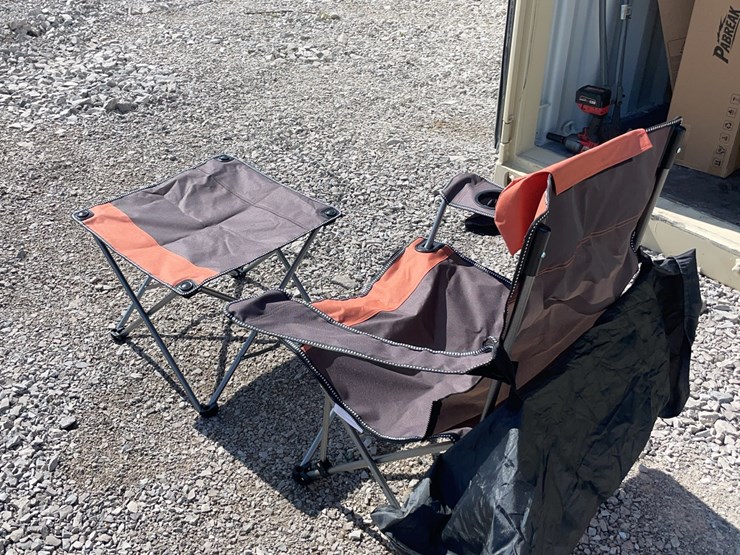 collapsible-camping-chair.-orange-brown.-comes-with-foot-stool-and-storage-bag!-image-4
