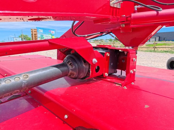 massey-ferguson-1383-image-16