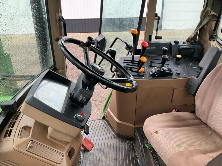 1993-john-deere-6300-image-36