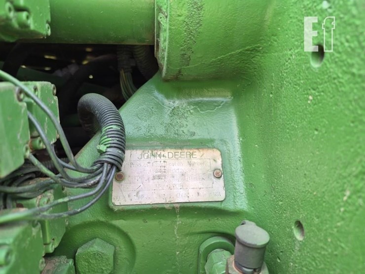 1995-john-deere-8200-image-16