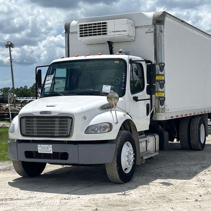 2017 FREIGHTLINER M2 106