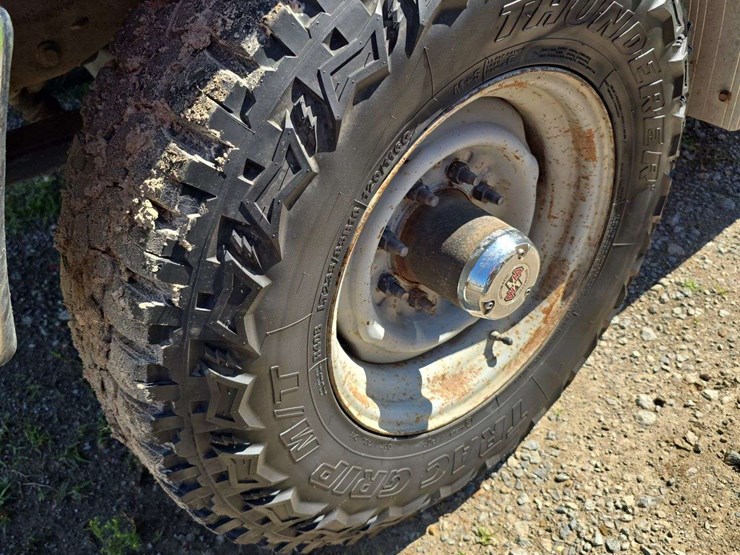 1996-ford-f-250-xlt,-extended-cab,-5.8l,-gas,-bench-seat,-cloth,-4wd,-power-windows,-dmi-bumper,-gooseneck-ball,-spare-tire,-177,236-miles,-gas,-vin--1fth26h9tea7672-image-8