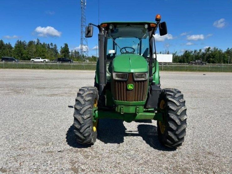 2016-john-deere-5085e-image-2