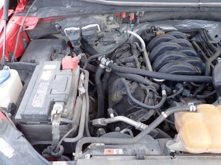 2016-ford-f150-image-48