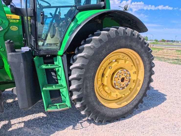 2011-john-deere-7530-premium-image-38