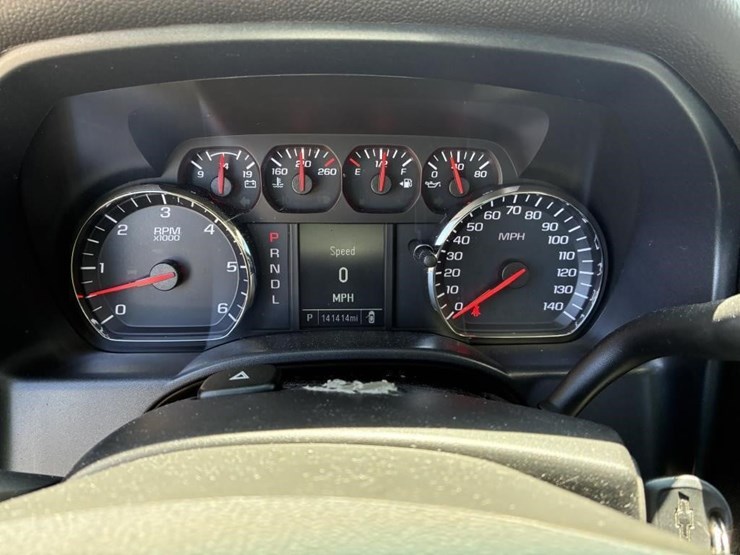 2019-chevrolet-silverado-1500-image-16