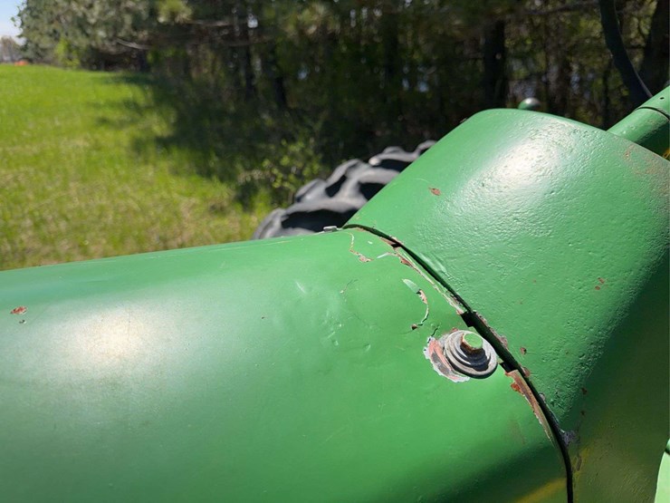 john-deere-630-image-33