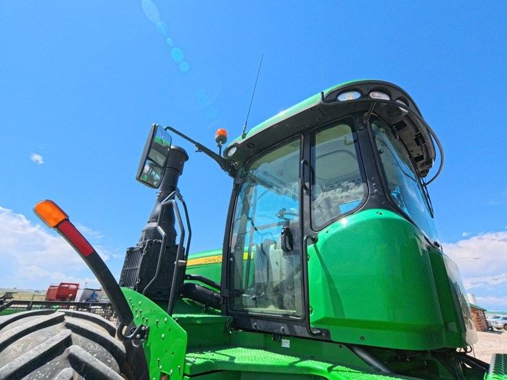 2022-john-deere-9520r-image-42