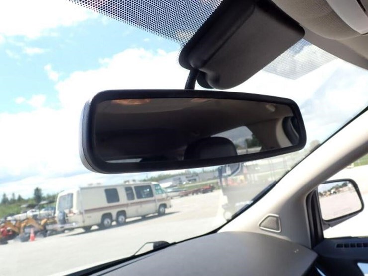 2011-ford-edge-image-26