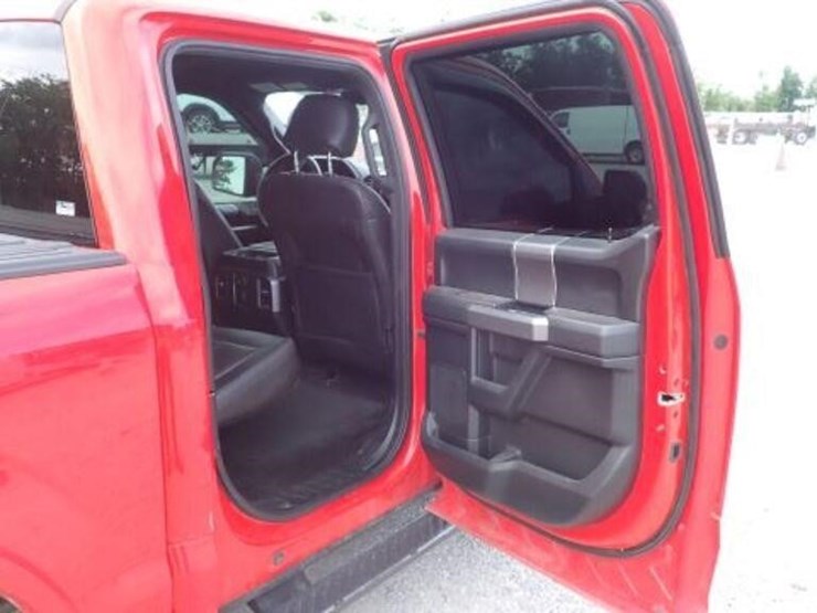 2016-ford-f150-image-34