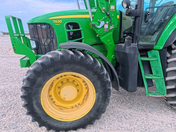 2011-john-deere-7530-premium-image-99