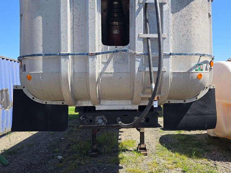 1970-fruehauf-dump-trailer,-32',-air-tailgate,-spring-ride,-full-frame,-grain-chute,-roll-tarp,-vin--639909-image-2