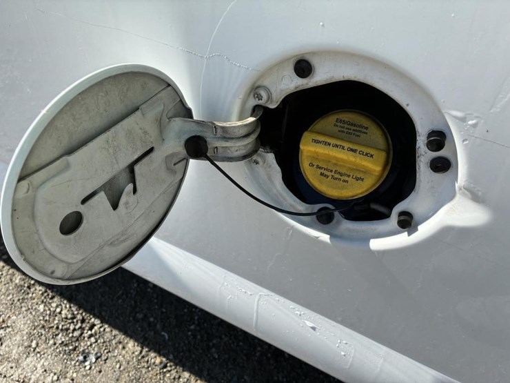 2014-utility-van-image-6