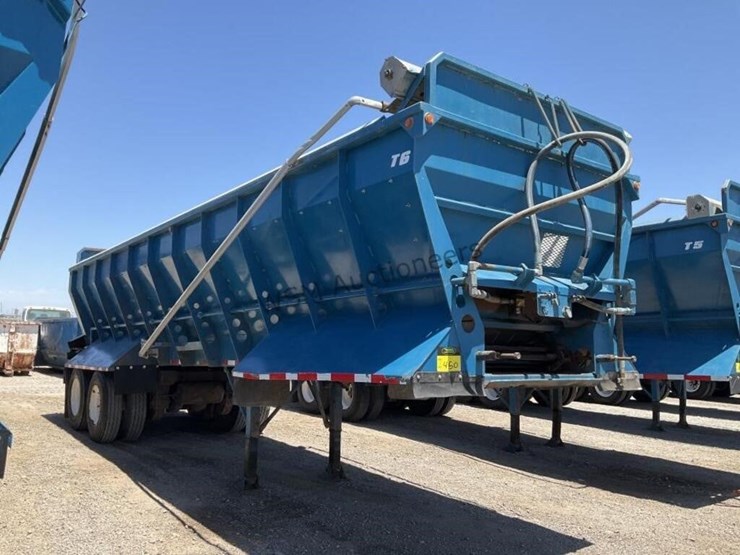 2012-versa-v-bottom-spreader-trailer-image-3