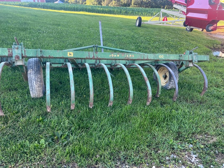 #2024-•-john-deere-100-image-2