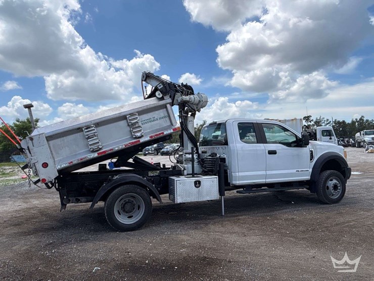 2017-ford-f550-image-3