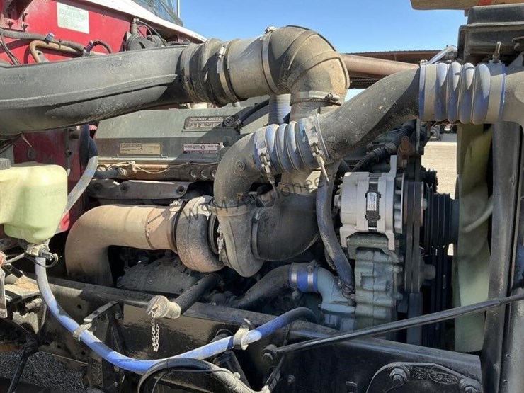 2000-peterbilt-379-image-12
