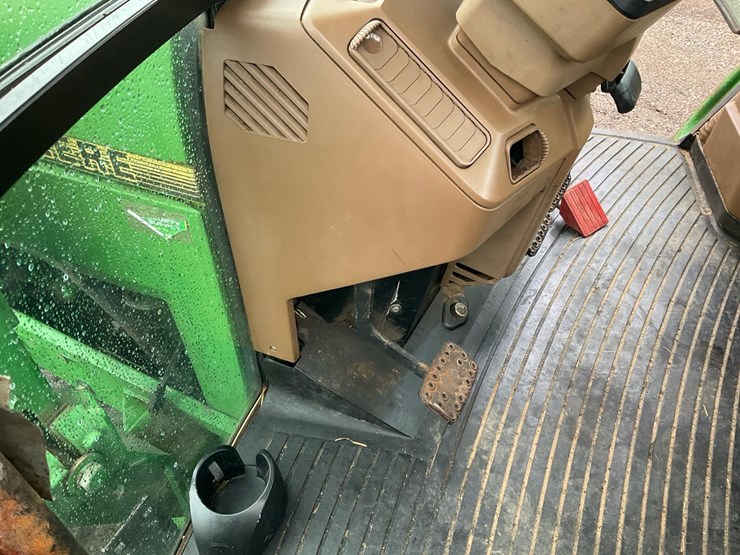 1993-john-deere-6300-image-35