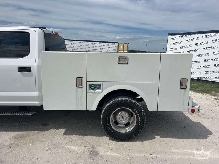 2020-ford-f350-image-18