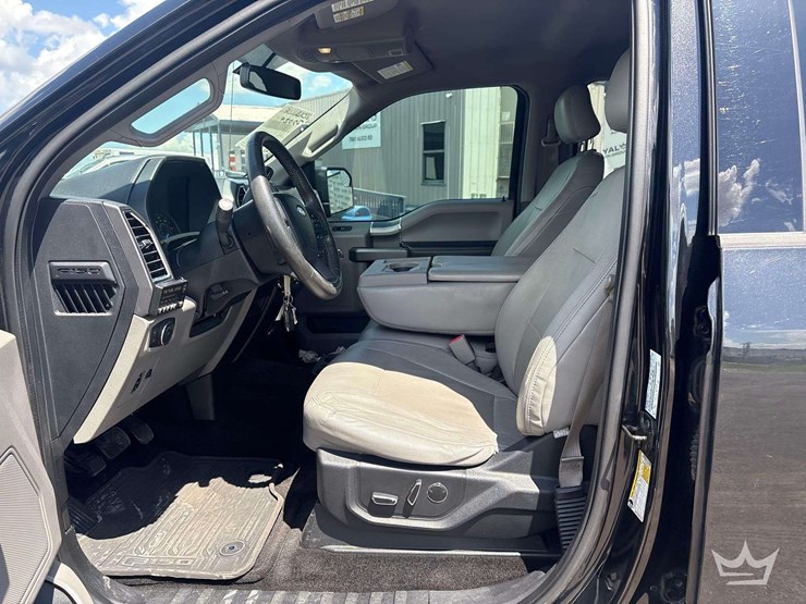 2015-ford-f150-image-13