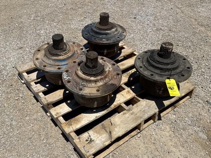 (4)-spline-drives-for-v-bottom-spreader-trailer-image-1