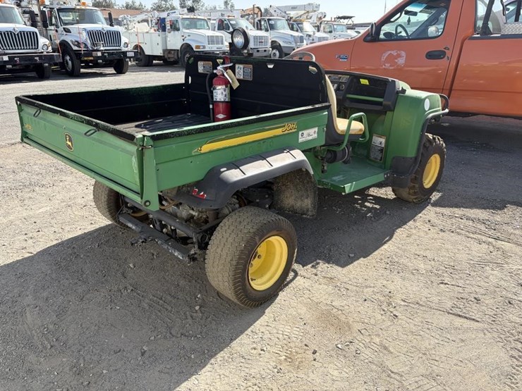 john-deere-gator-image-3