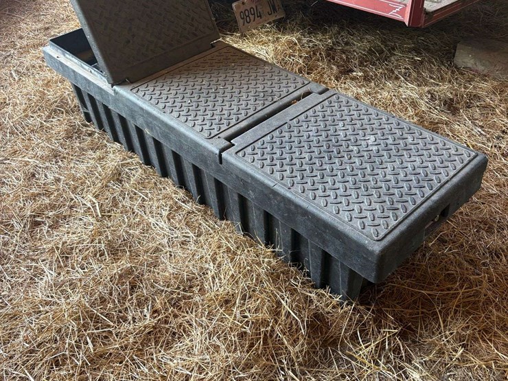 hard-plastic-tool-box-image-1