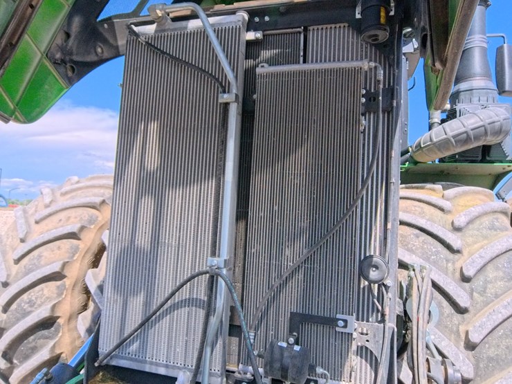 2022-john-deere-9520r-image-101