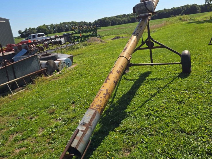 10''-x-28ft-truck-loading-auger,-with-electric-motor-image-2