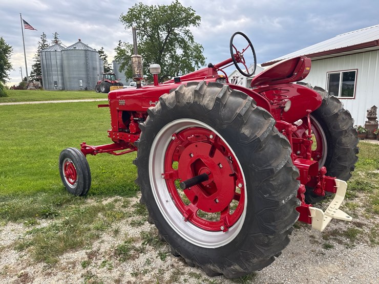 1954-farmall-international-300-image-5