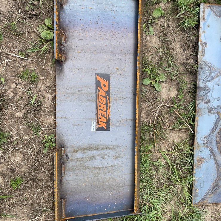 PABREAK QA Skid Steer Mount Plate