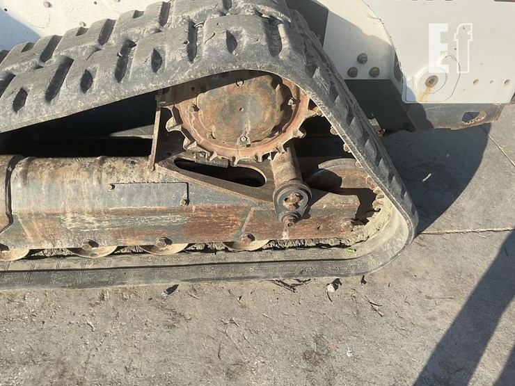 2022-bobcat-t870-image-9