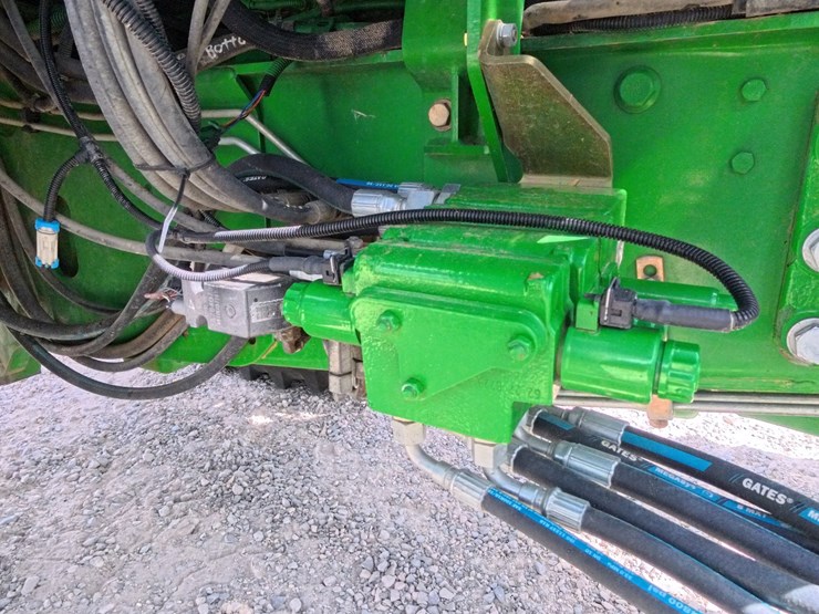 2011-john-deere-7530-premium-image-82