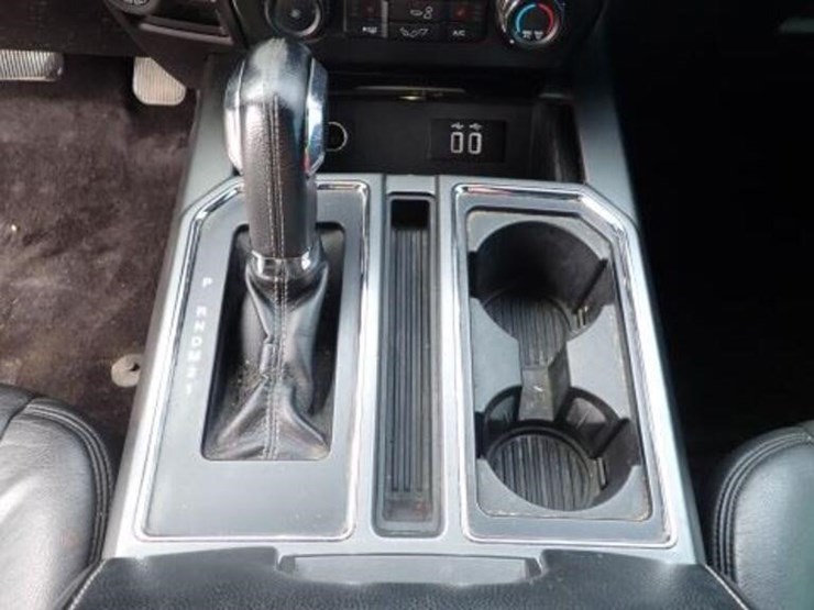 2016-ford-f150-image-19