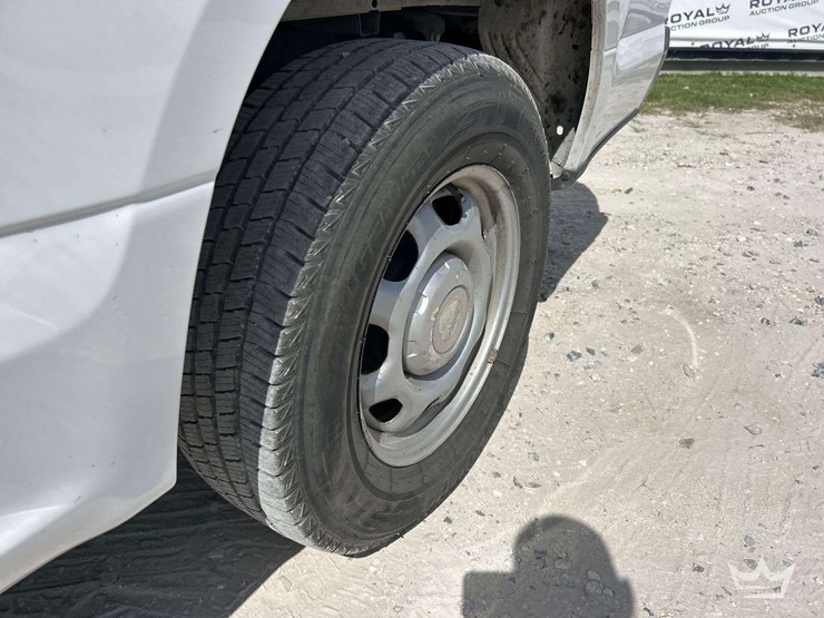 2019-ford-f150-image-21
