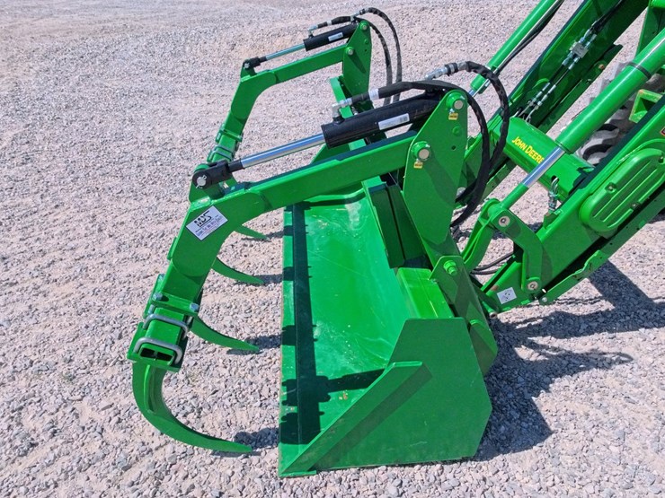 2011-john-deere-7530-premium-image-11