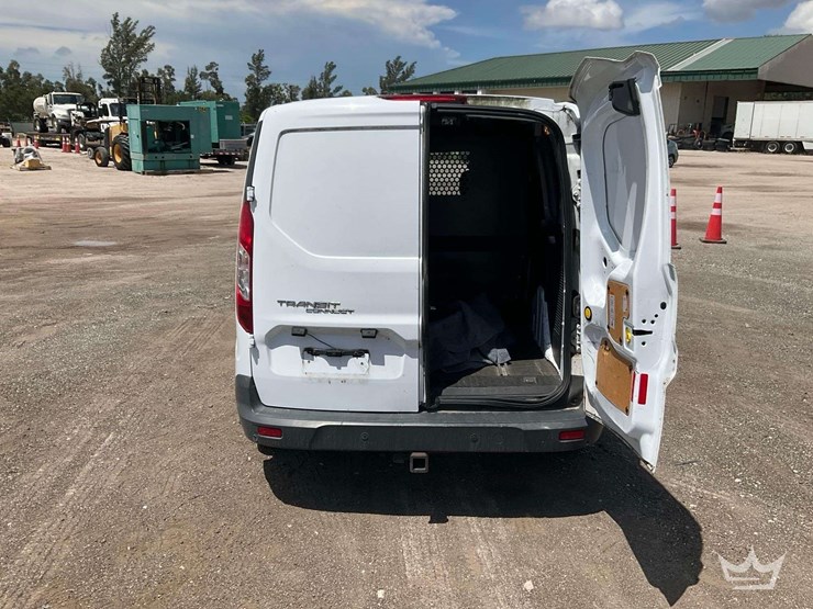 2016-ford-transit-connect-image-33