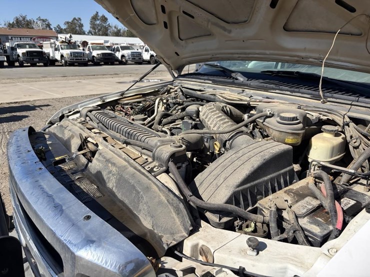 2006-ford-f450-image-5