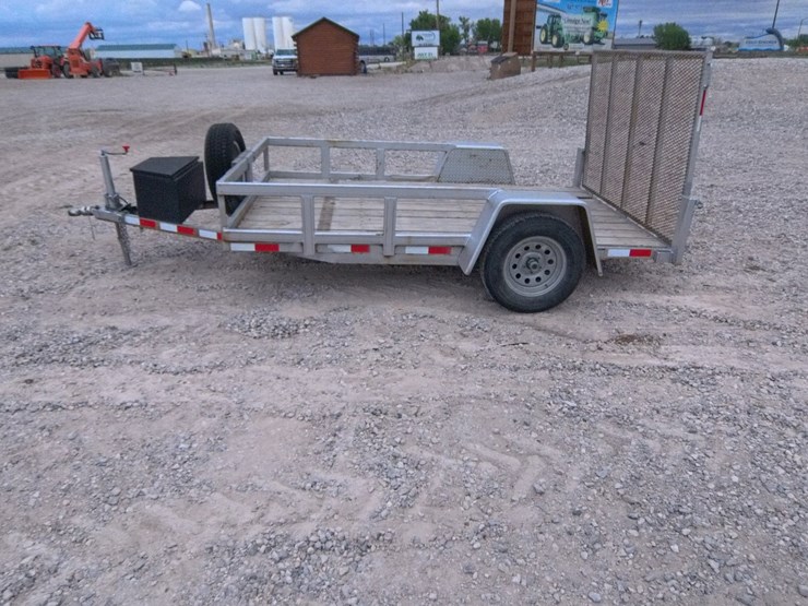 #1054-•-2017-bumper-hitch-trailer-image-1
