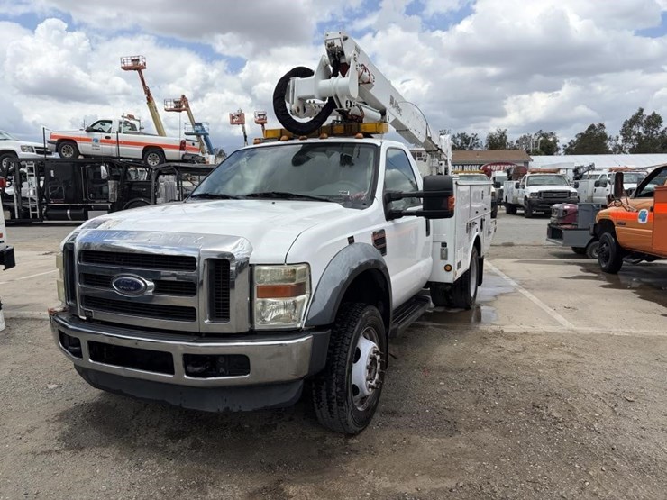2008-ford-f550-image-1