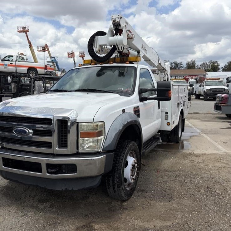 2008 FORD F550