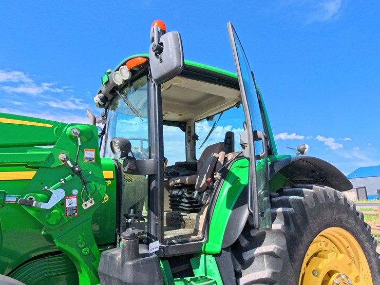 2011-john-deere-7530-premium-image-40