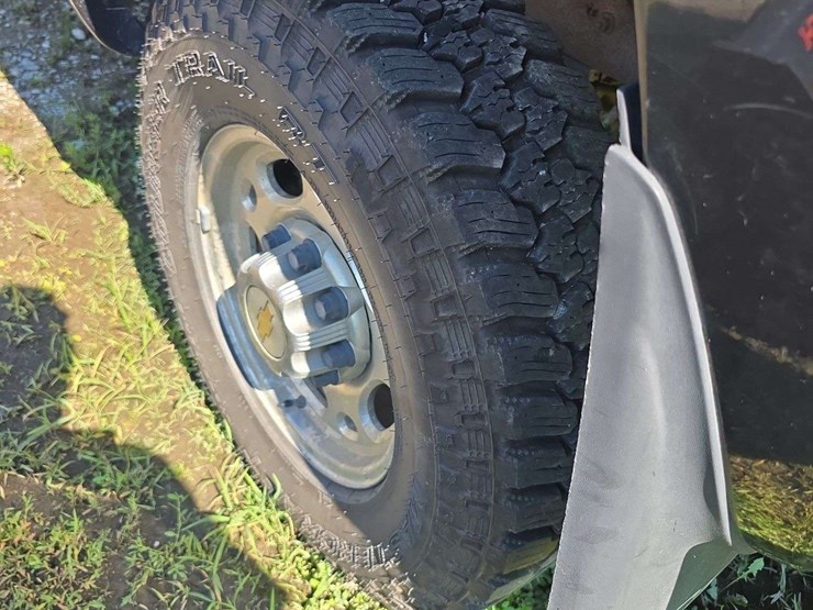 2003-chevrolet-2500hd-pick-up-truck,-211,414-miles,-extended-cab,-long-bed,-gas,-power-window-and-locks,-6.0-vortec,-vin--1gchk29u33e374043-image-11