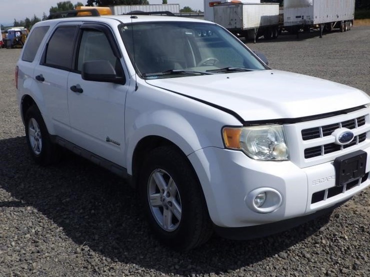 2009-ford-escape-hybrid-image-3